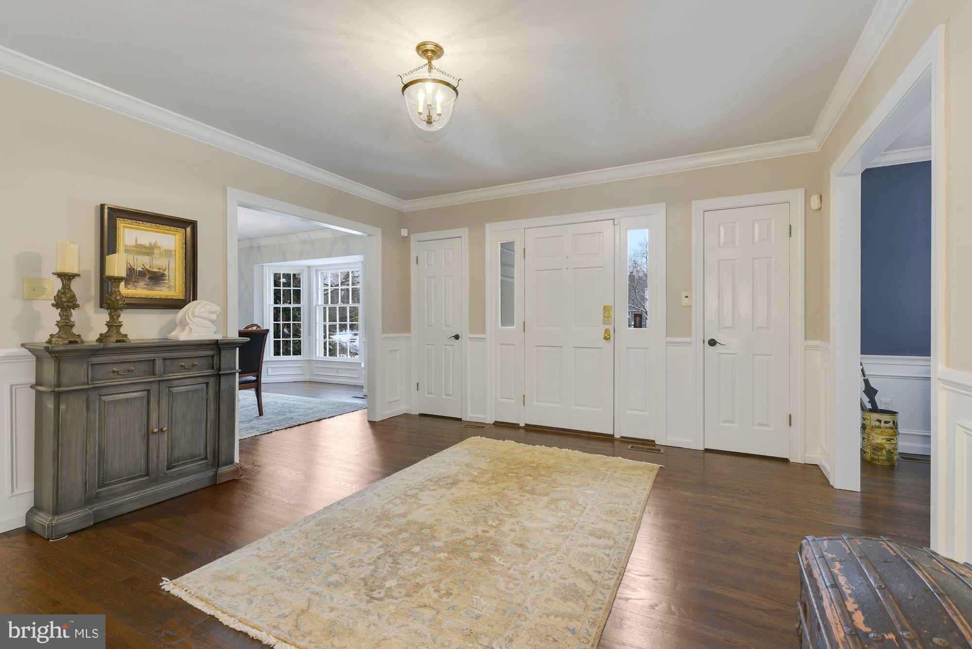556 Bartram Road Moorestown, NJ 08057 - Photo 3 of 47