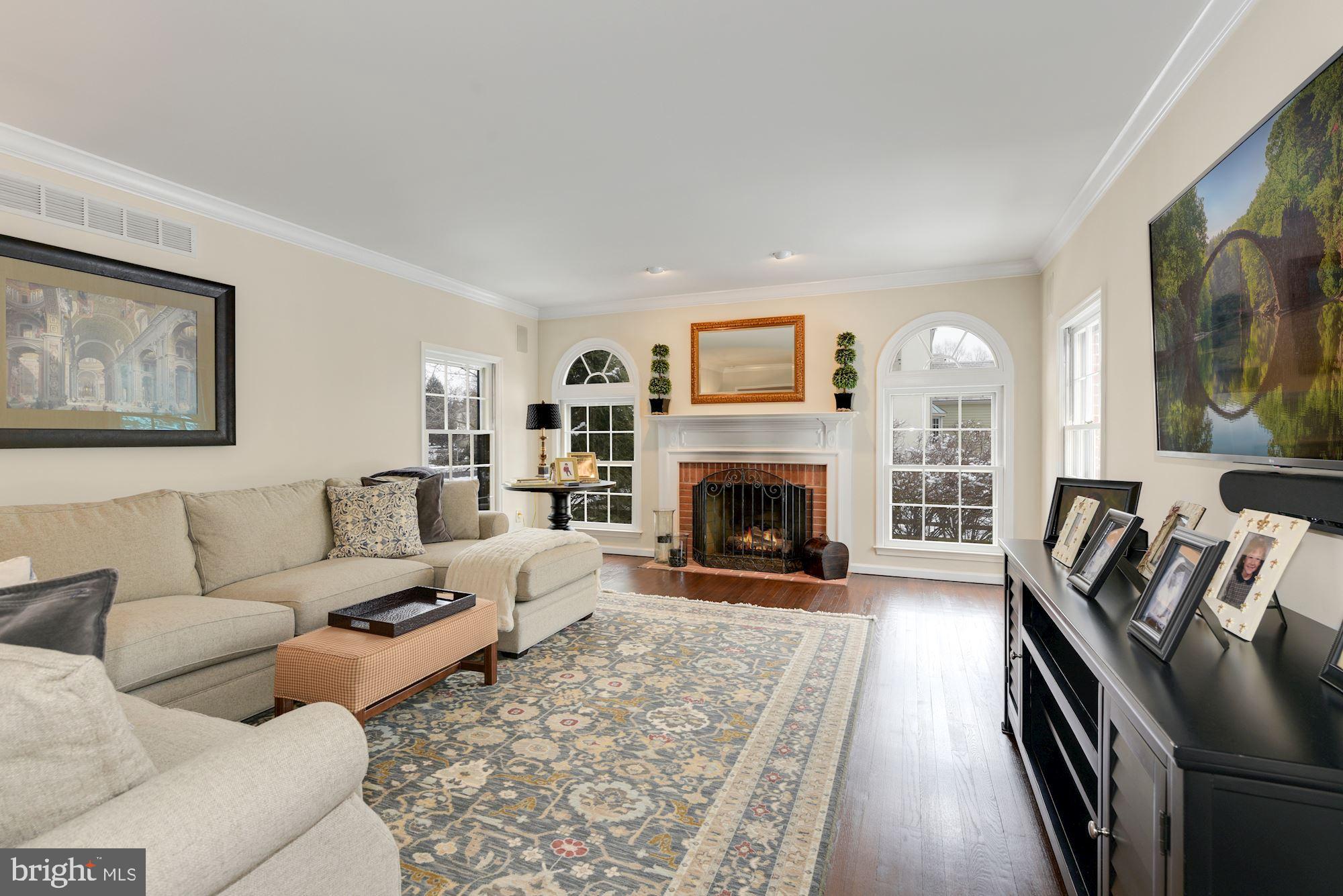 556 Bartram Road Moorestown, NJ 08057 - Photo 6 of 47