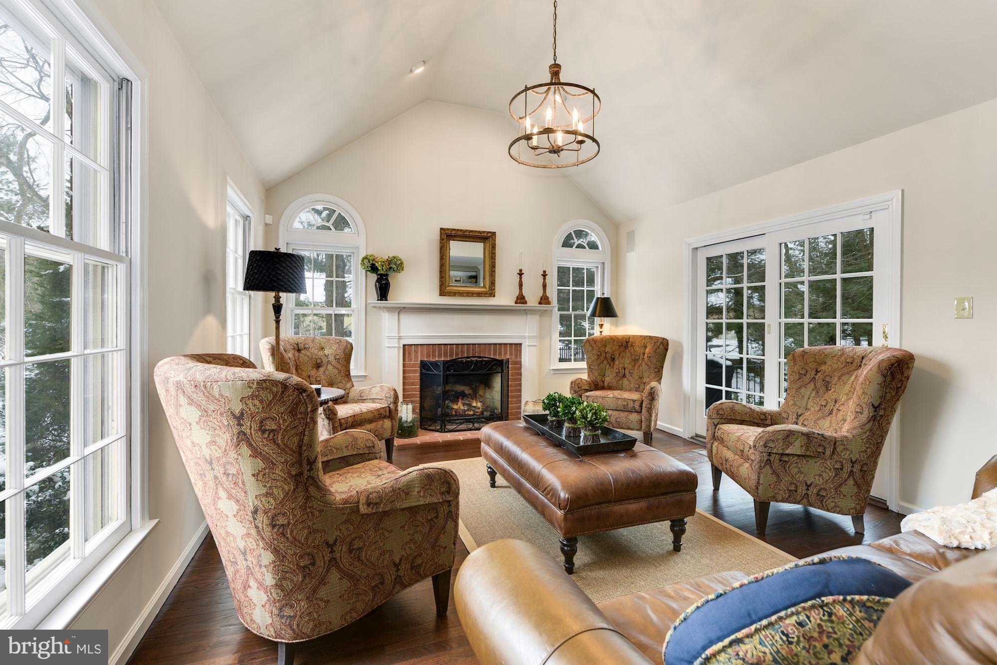 556 Bartram Road Moorestown, NJ 08057 - Photo 9 of 47