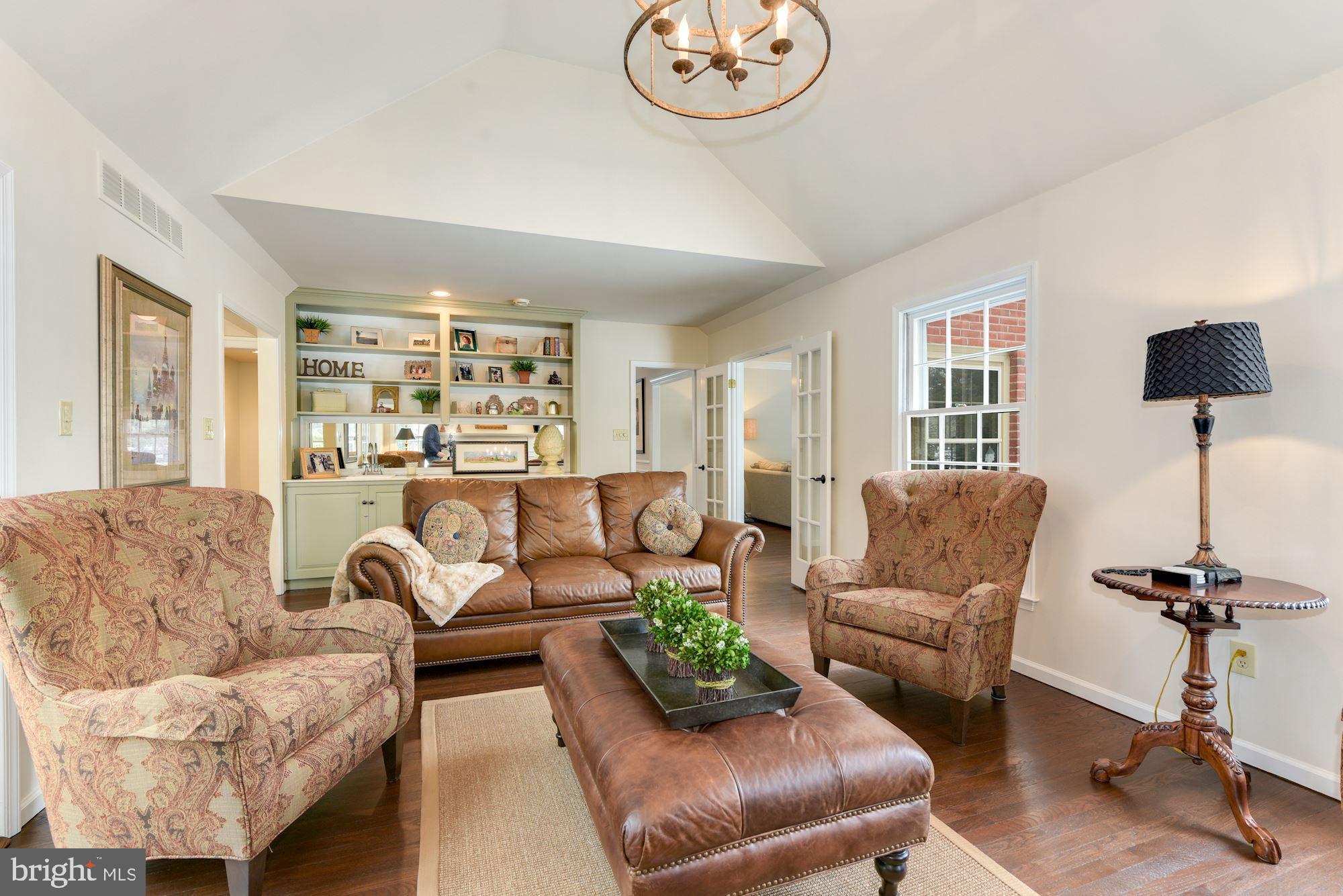 556 Bartram Road Moorestown, NJ 08057 - Photo 10 of 47