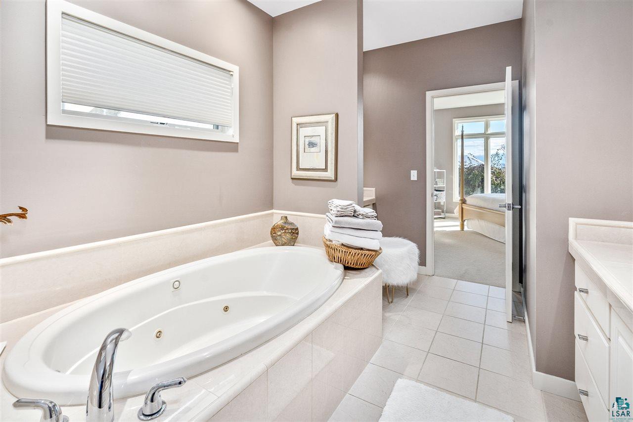 3728 North Ridge Road Duluth, MN 55804 - Photo 32 of 50