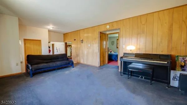 $350,000 | 7 Charles Road, Milford, NJ 08848