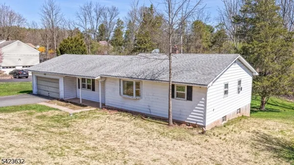 $350,000 | 7 Charles Road, Milford, NJ 08848