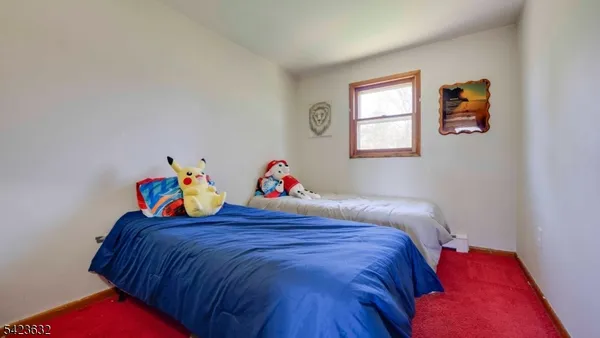 $350,000 | 7 Charles Road, Milford, NJ 08848