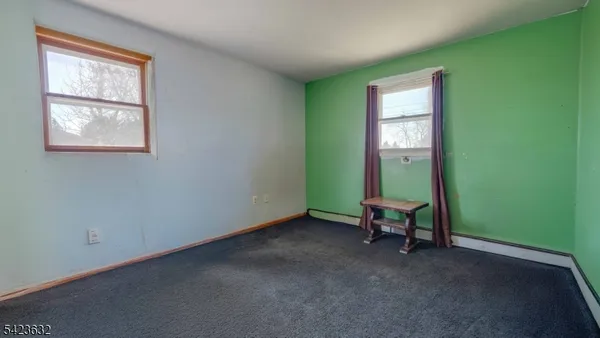 $350,000 | 7 Charles Road, Milford, NJ 08848