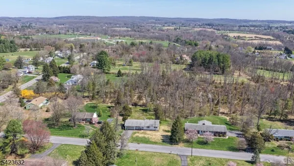 $350,000 | 7 Charles Road, Milford, NJ 08848