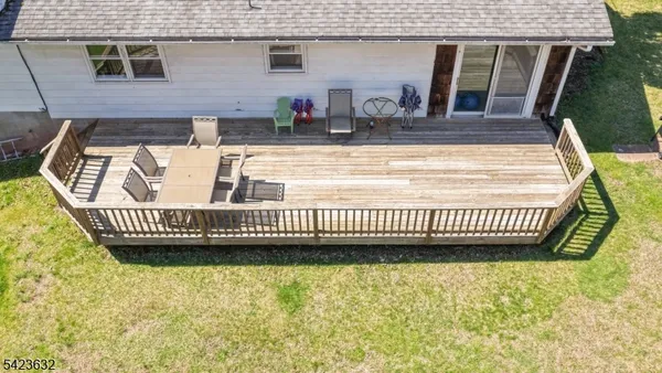 $350,000 | 7 Charles Road, Milford, NJ 08848