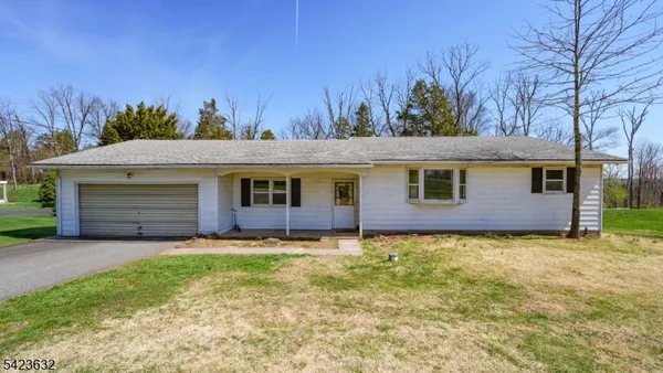 $350,000 | 7 Charles Road, Milford, NJ 08848