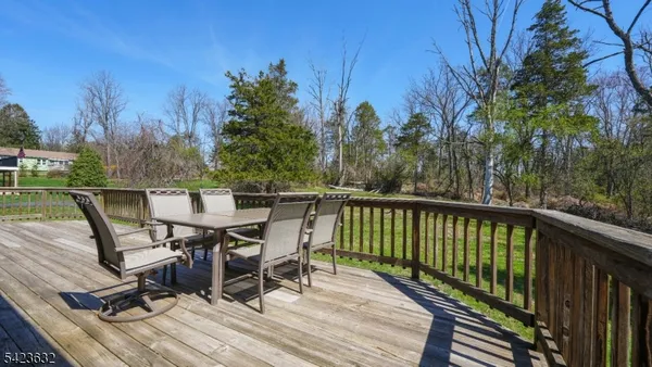 $350,000 | 7 Charles Road, Milford, NJ 08848