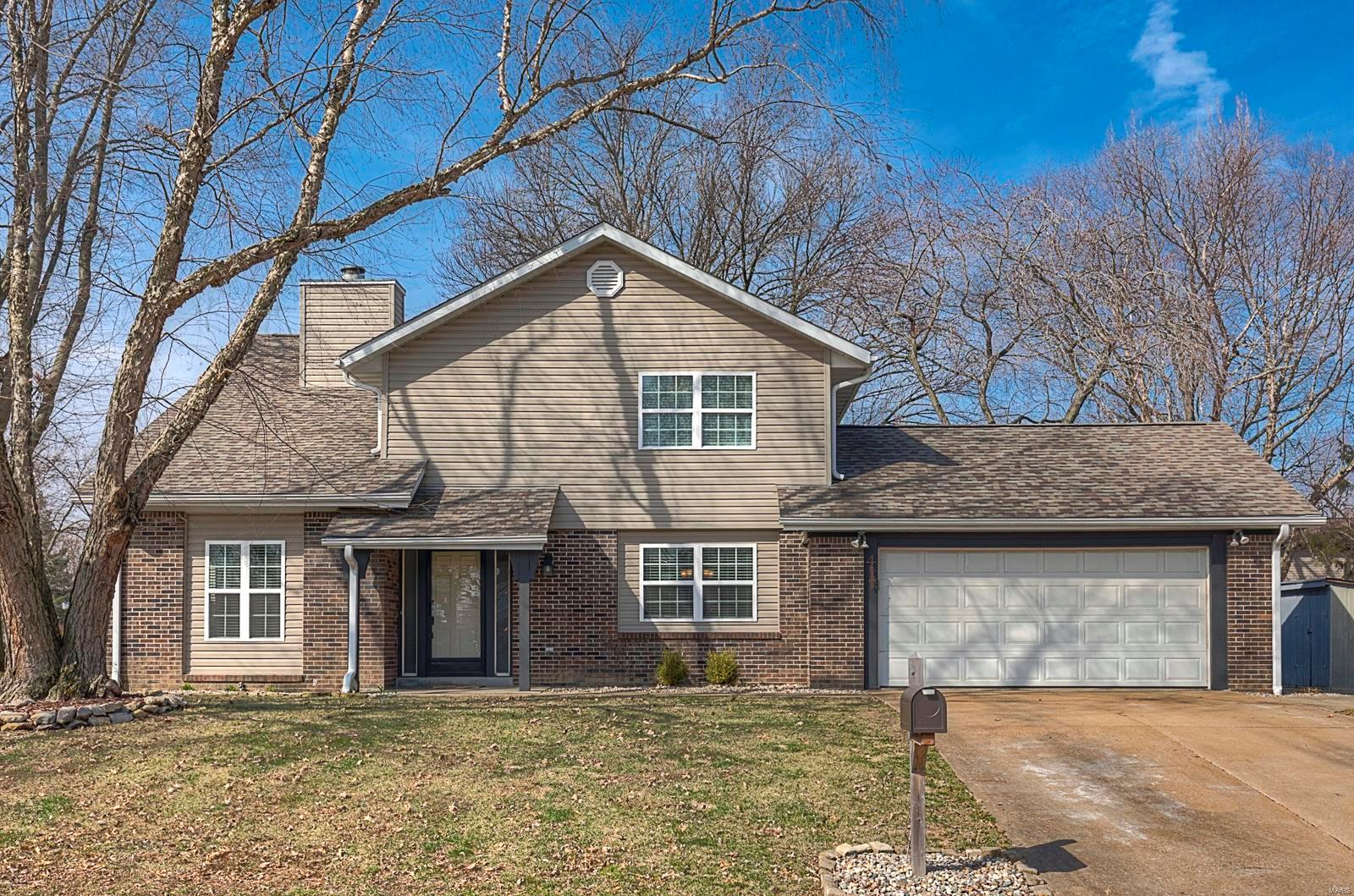 417 Bull Run Road Belleville, IL 62221 - Photo 1 of 34