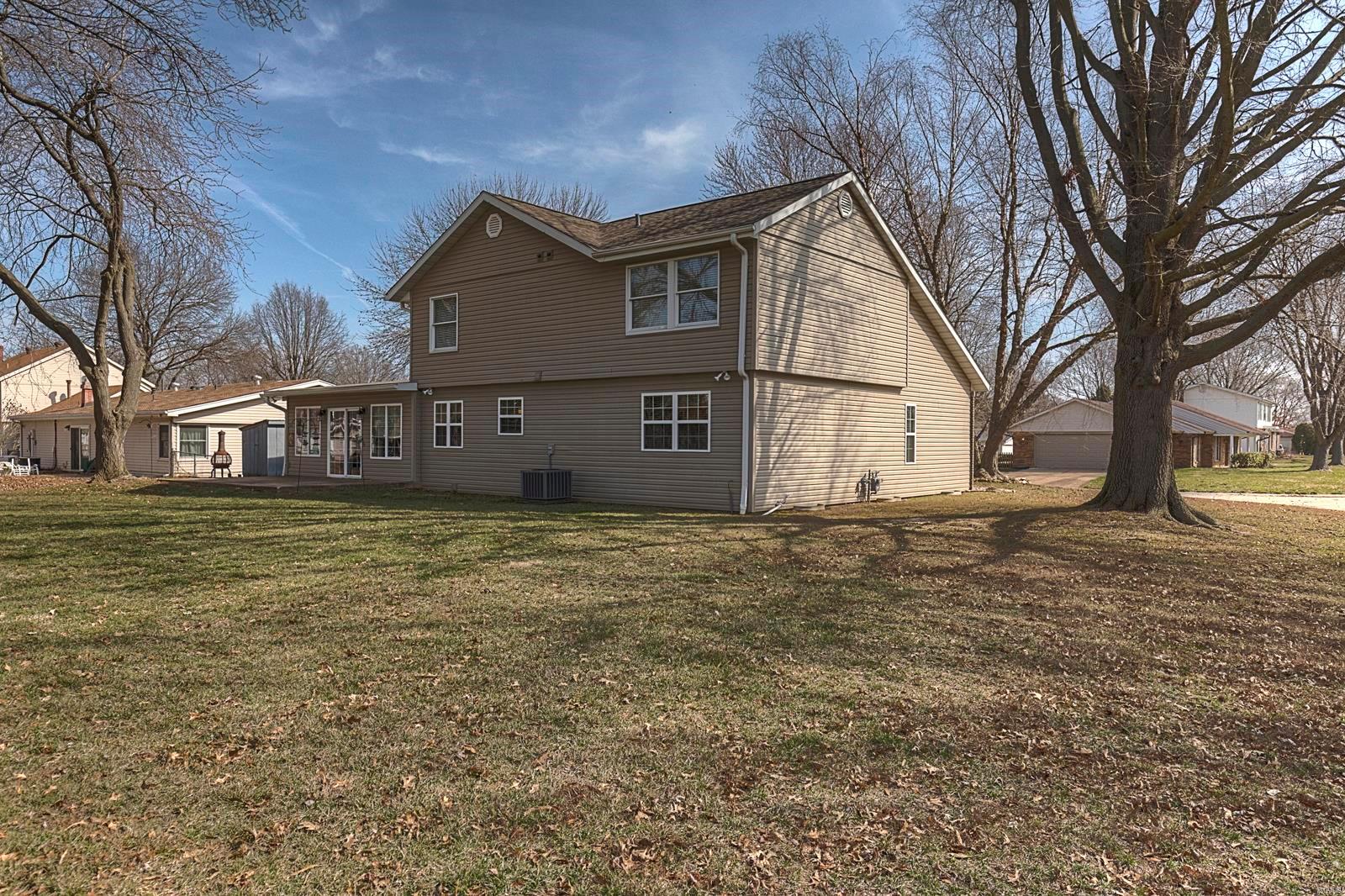 417 Bull Run Road Belleville, IL 62221 - Photo 24 of 34
