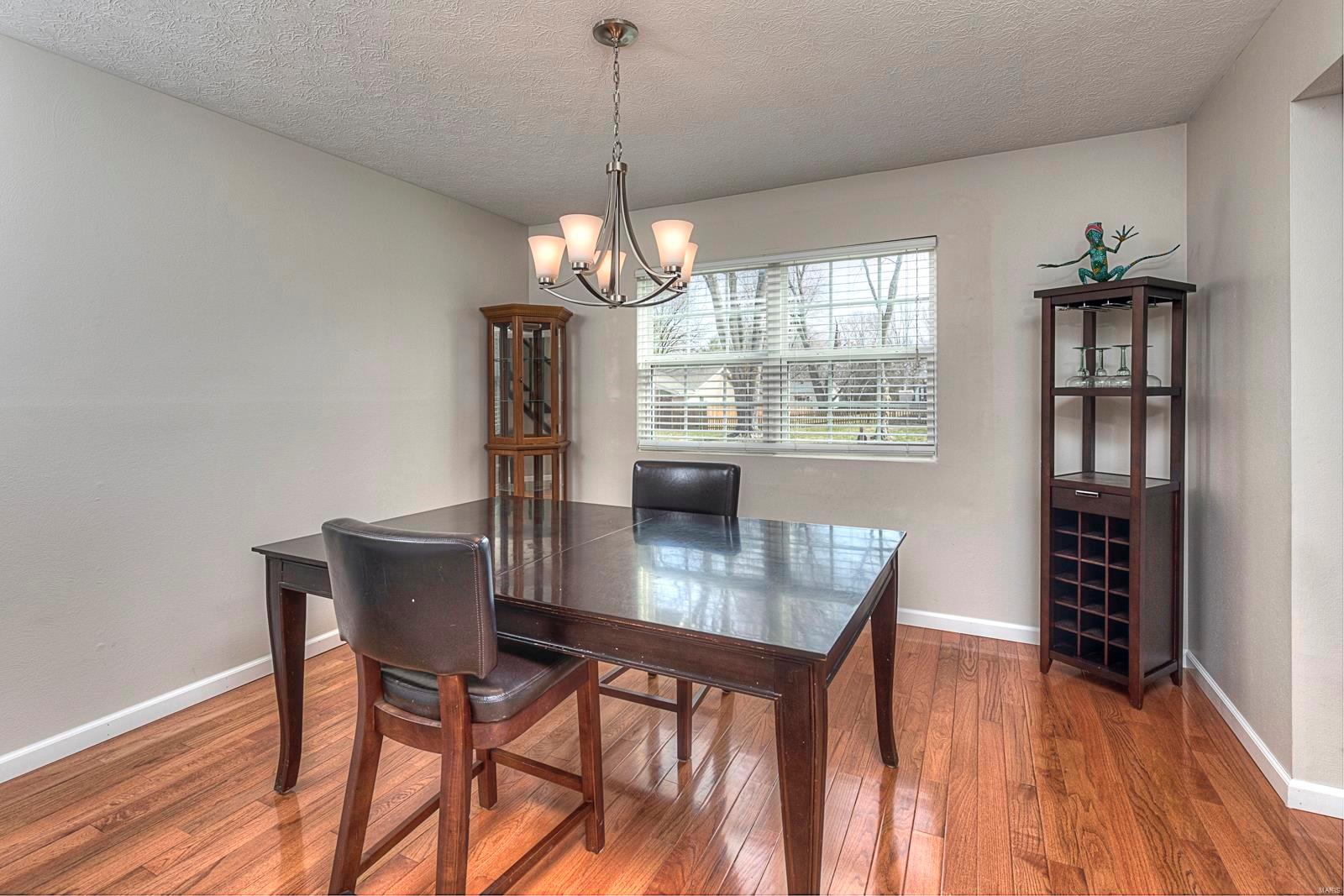 417 Bull Run Road Belleville, IL 62221 - Photo 9 of 34