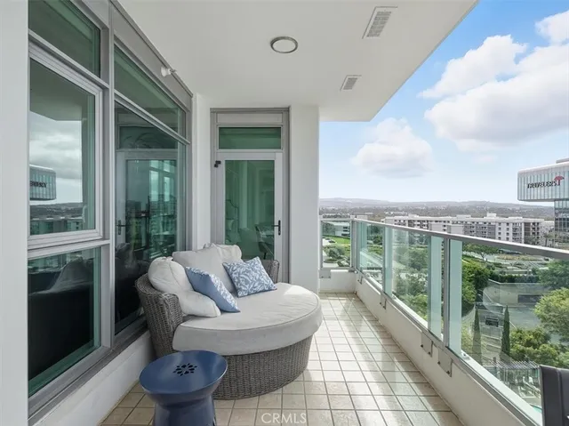 $1,199,900 | 3141 Michelson Drive, Unit 1007, Irvine, CA 92612