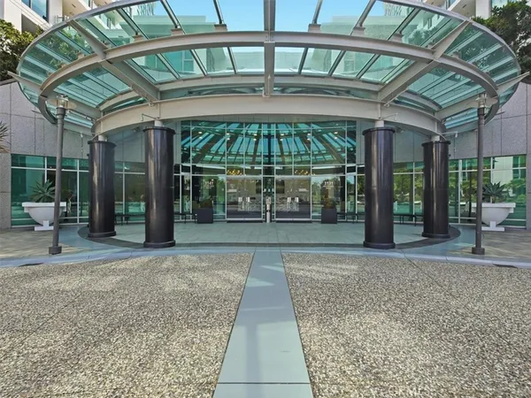 $1,150,000 | 3141 Michelson Drive, Unit 1007, Irvine, CA 92612