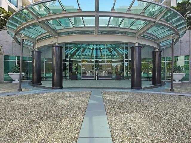 $1,199,900 | 3141 Michelson Drive, Unit 1007, Irvine, CA 92612