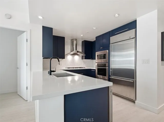 $1,199,900 | 3141 Michelson Drive, Unit 1007, Irvine, CA 92612