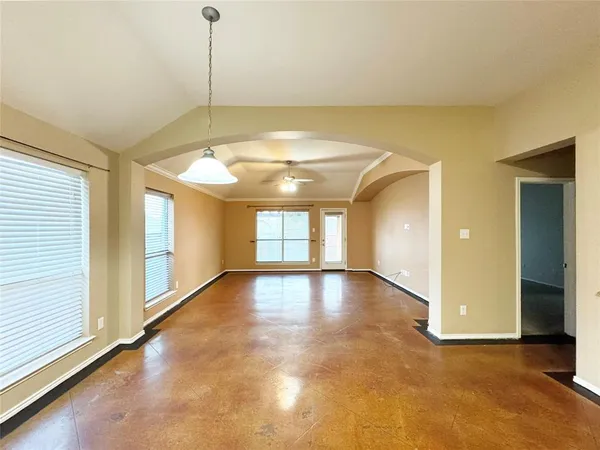 $2,199 | 724 Red Elm Lane, Fort Worth, TX 76131