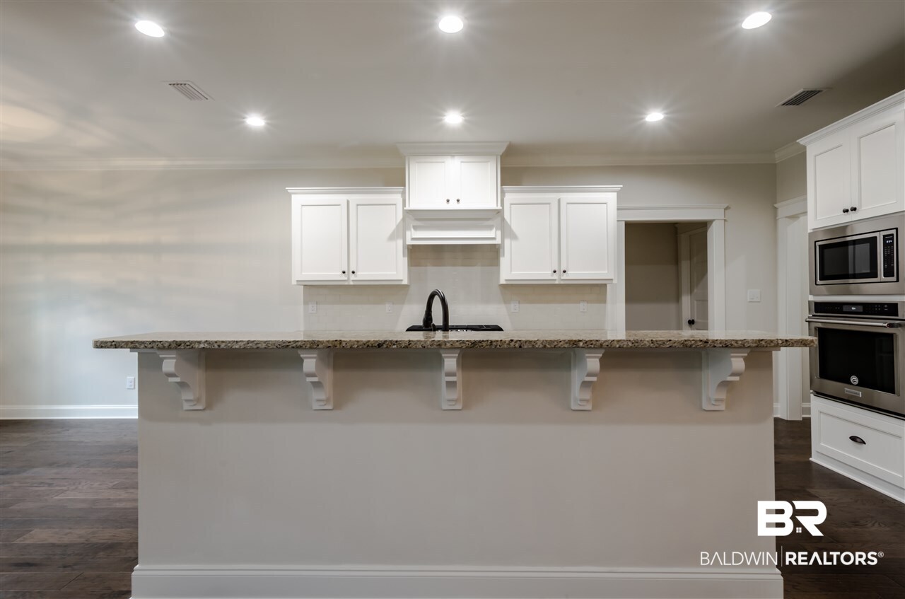 434 Rothley Avenue Fairhope, AL 36532 - Photo 10 of 39