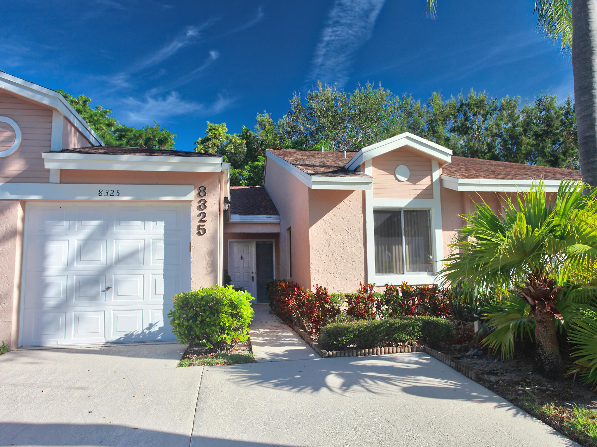 8325 Springtree Road Boca Raton, FL 33496 - Photo 12 of 41 Welcome Home