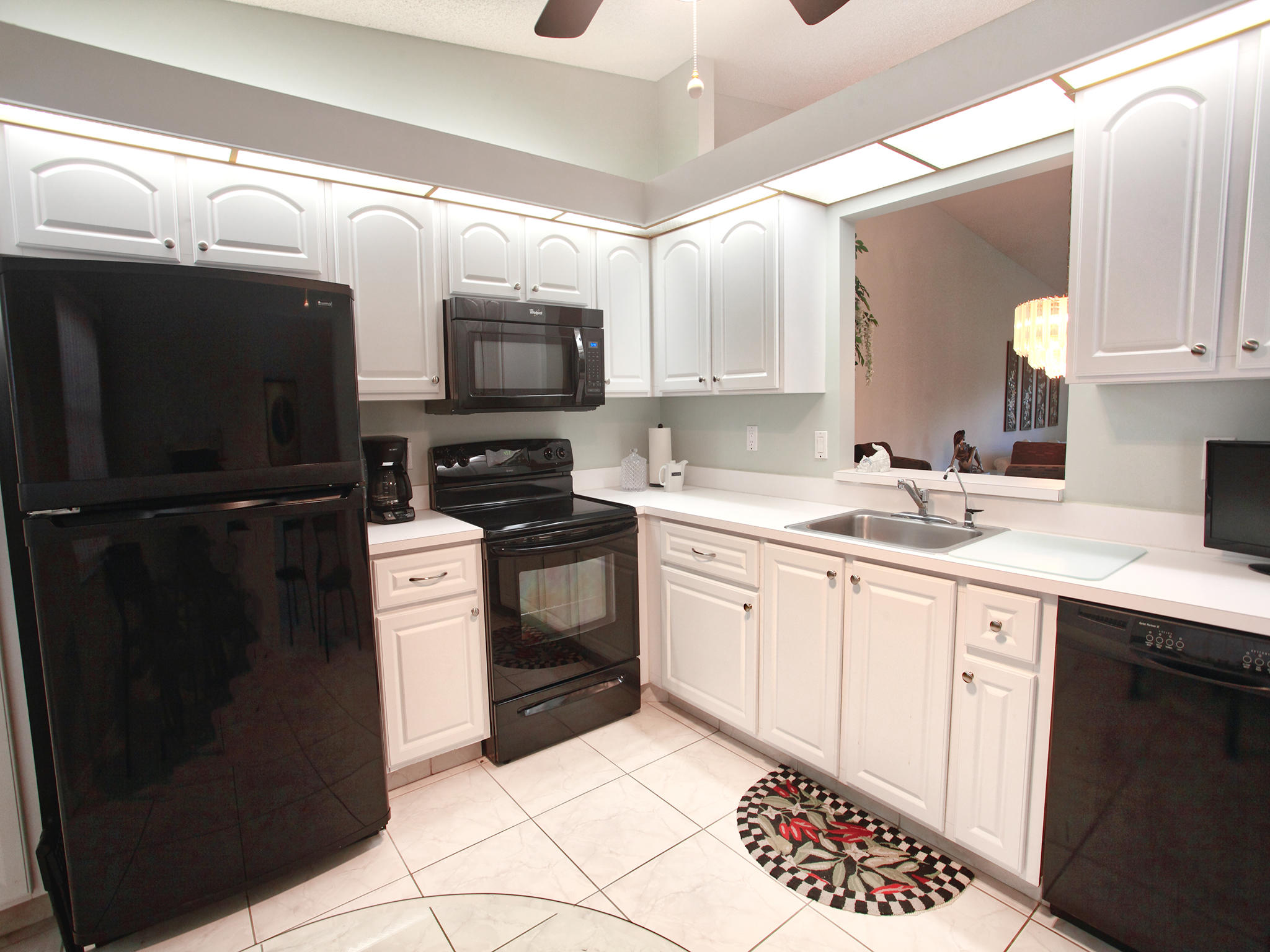 8325 Springtree Road Boca Raton, FL 33496 - Photo 6 of 41 Brand New Cabinetry