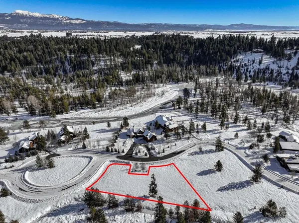 $220,000 | 40 Moonflower Court, Unit 103, McCall, ID 83638