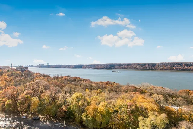 $375,000 | 3671 Hudson Manor Terrace, Unit 14B | Riverdale