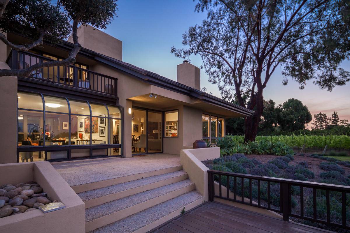 7410 Shepard Mesa Road Carpinteria, CA 93013 - Photo 4 of 32 Back Patio