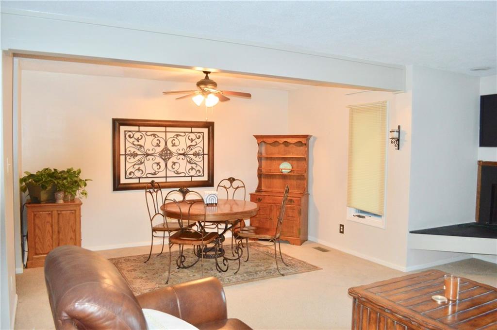 633 Cobblestone Road Avon, IN 46123 - Photo 5 of 16 Gallery Image 5