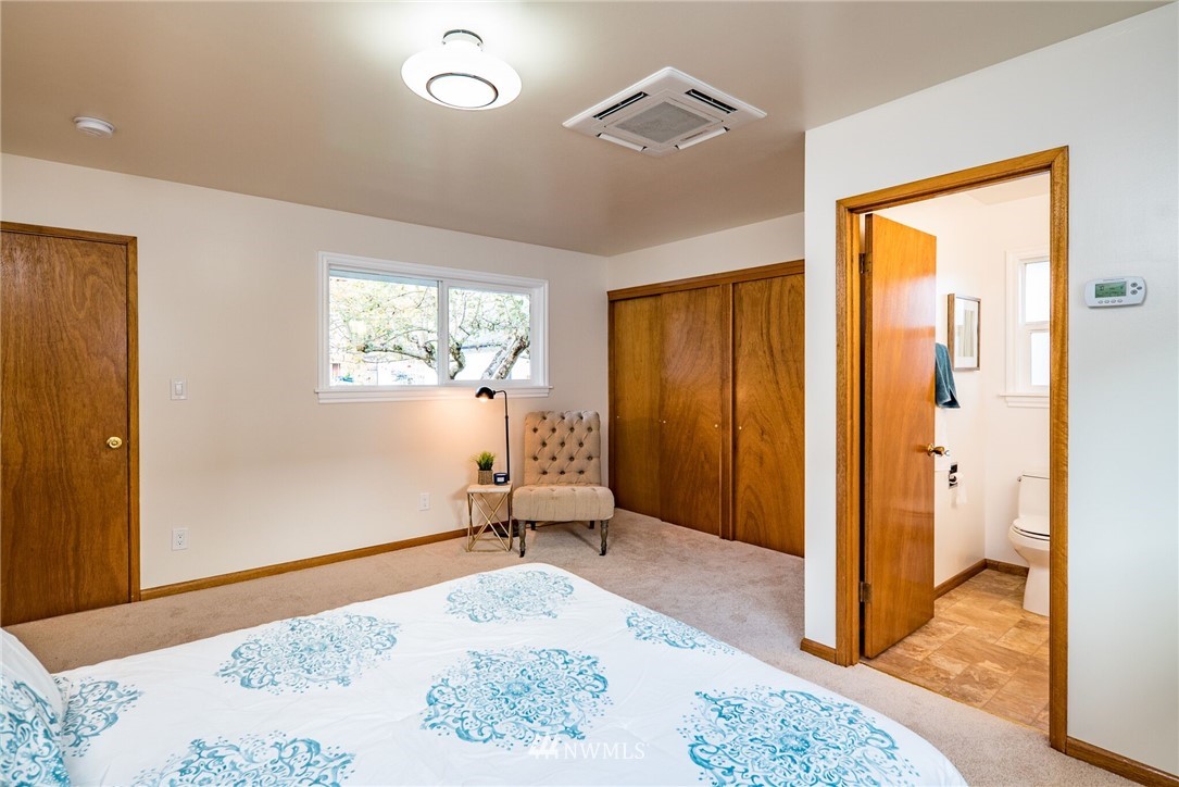 436 Wells Avenue North Renton, WA 98057 - Photo 12 of 25 Gallery Image 12