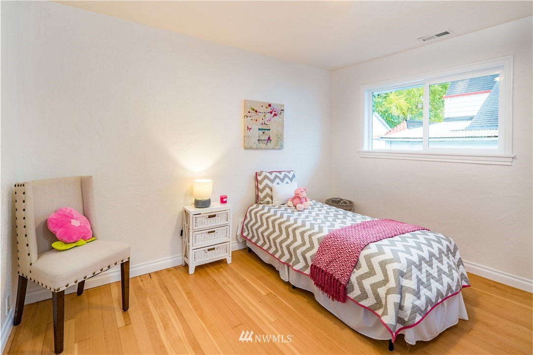 436 Wells Avenue North Renton, WA 98057 - Photo 14 of 25 Gallery Image 14
