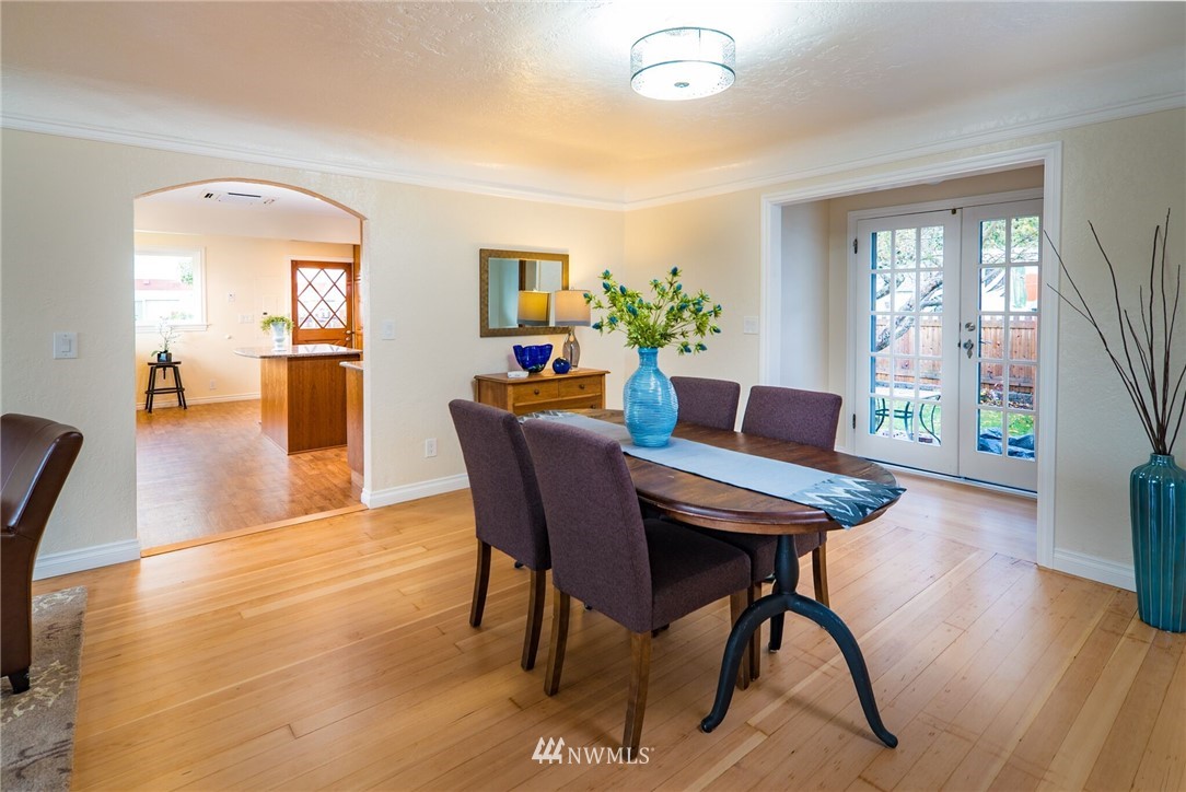 436 Wells Avenue North Renton, WA 98057 - Photo 8 of 25 Gallery Image 8