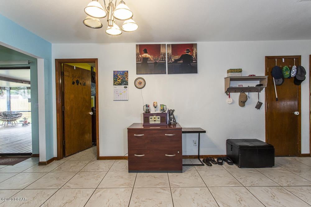 1664 Eastern Road South Daytona, FL 32119 - Photo 8 of 30 dining