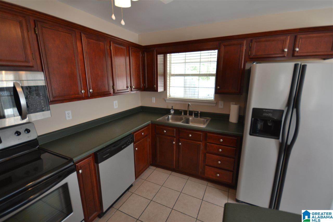 1549 Oliver Road Leeds, AL 35094 - Photo 14 of 32