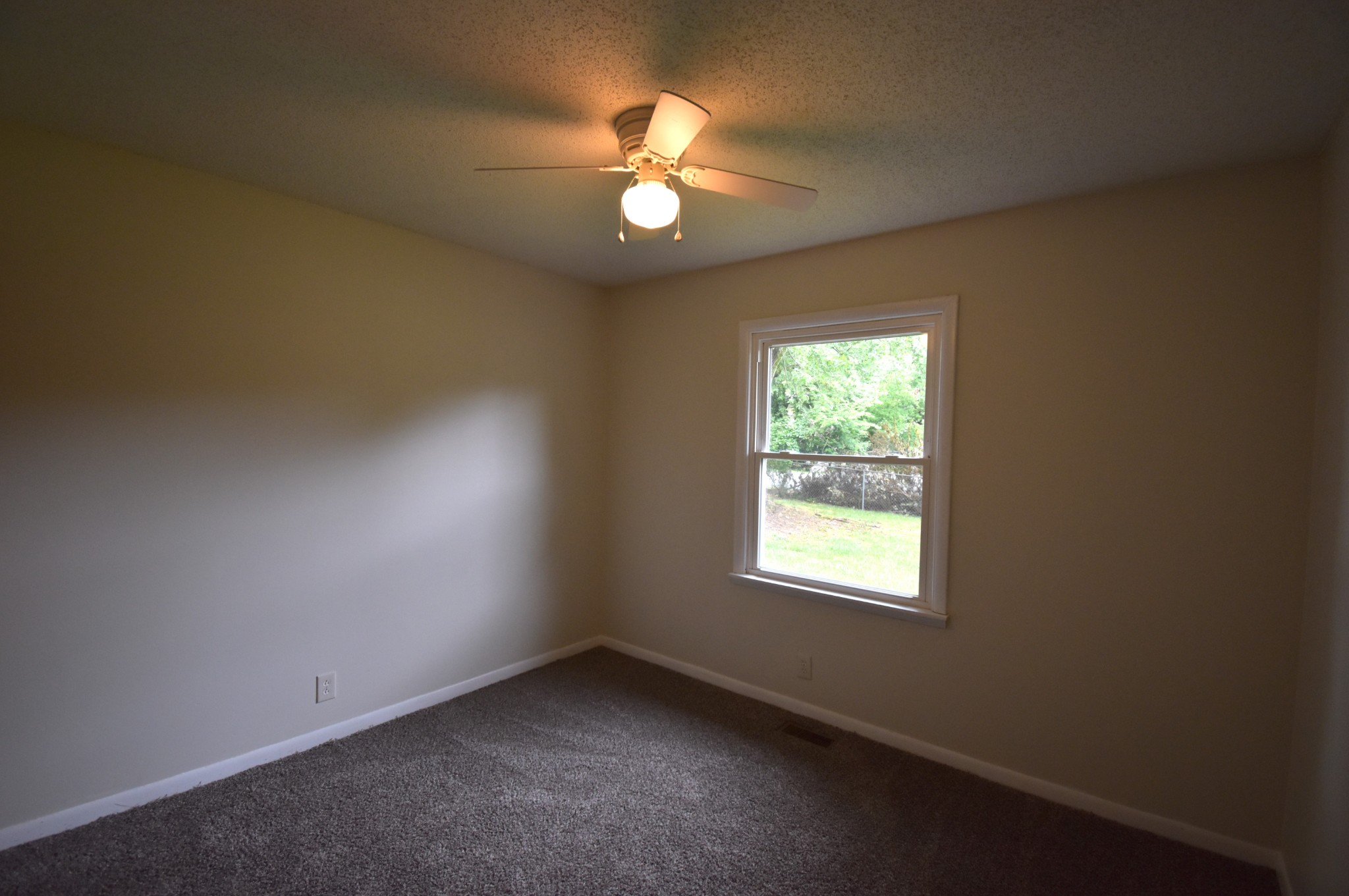 2602 Burch Road Clarksville, TN 37042 - Photo 11 of 18