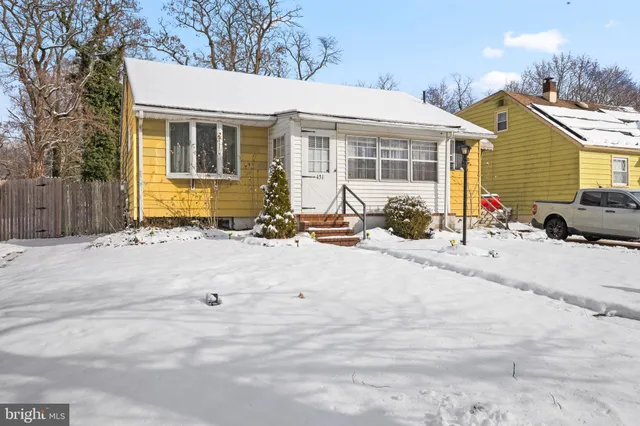 $299,000 | 431 Independence Drive, Burlington, NJ 08016