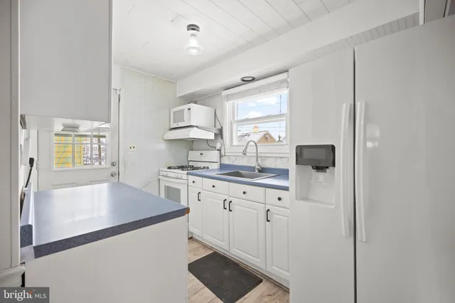 $299,000 | 431 Independence Drive, Burlington, NJ 08016