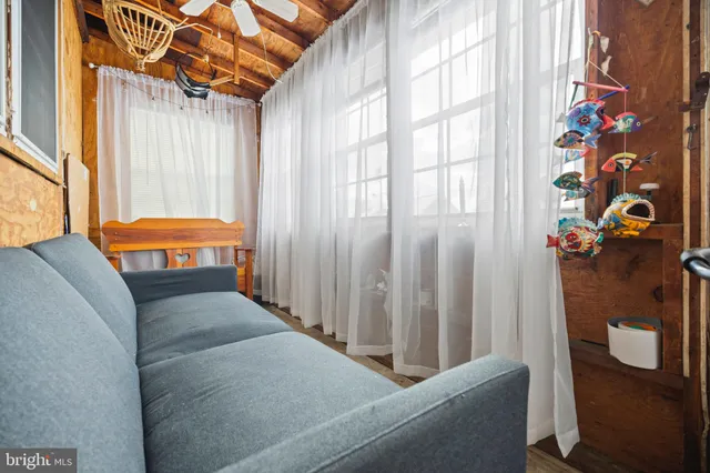 $299,000 | 431 Independence Drive, Burlington, NJ 08016