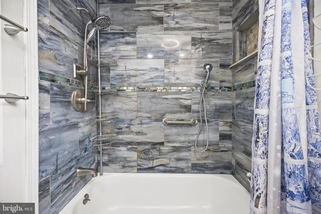 $299,000 | 431 Independence Drive, Burlington, NJ 08016