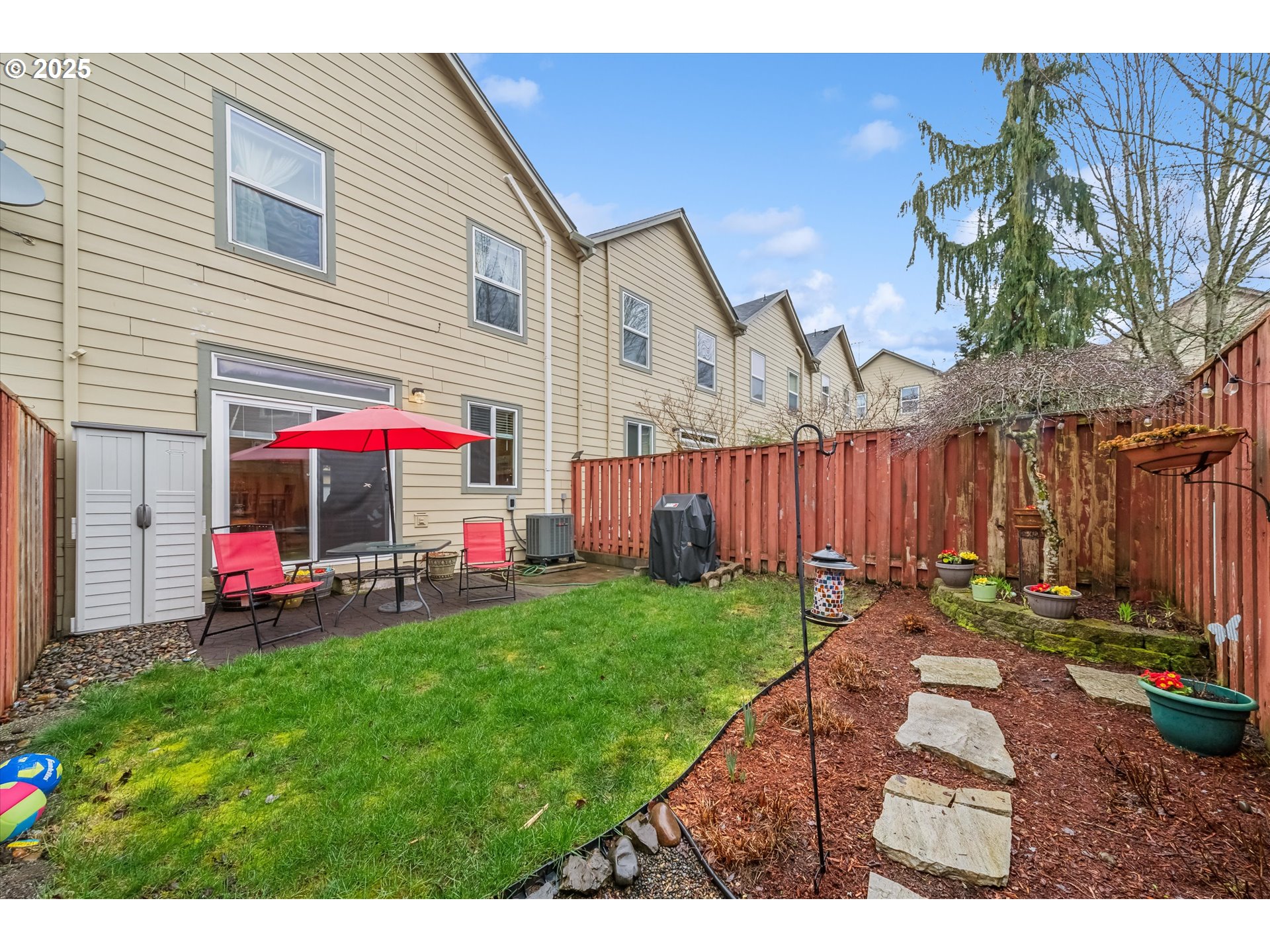 5828 Southeast 16th Loop Gresham, OR 97080 - Photo 33 of 37