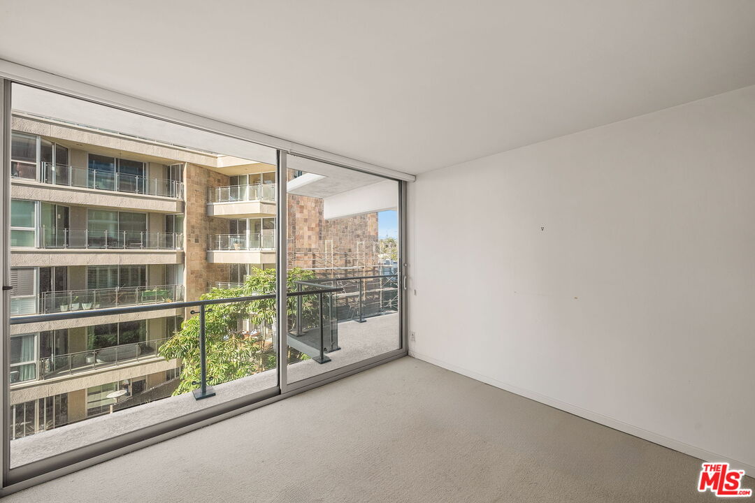 535 Ocean Avenue, Unit 5C Santa Monica, CA 90402 - Photo 17 of 29 a view of a building from a window