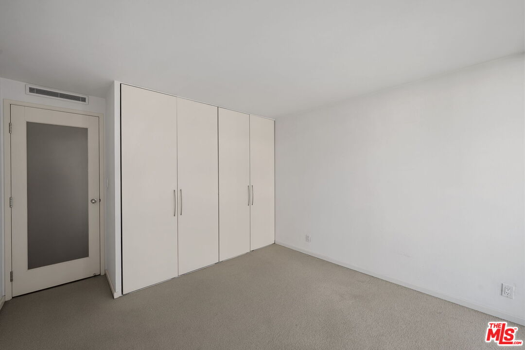 535 Ocean Avenue, Unit 5C Santa Monica, CA 90402 - Photo 18 of 29 a view of empty room