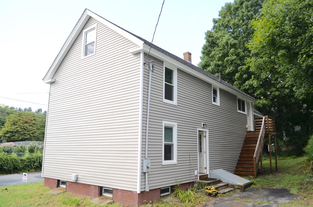 11 Pine Street Ware, MA 01082 - Photo 3 of 5 Gallery Image 3
