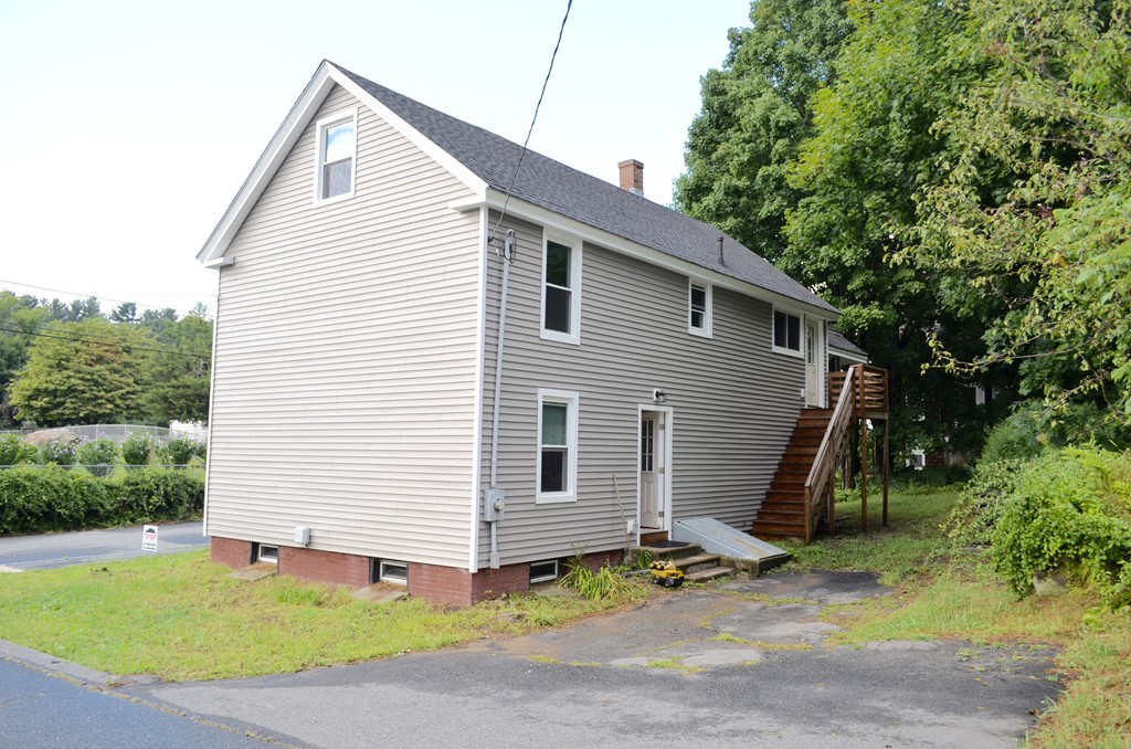 11 Pine Street Ware, MA 01082 - Photo 4 of 5 Gallery Image 4