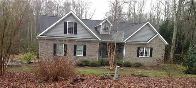 204 Fox Creek Road Anderson, SC 29621 - Photo 3 of 16