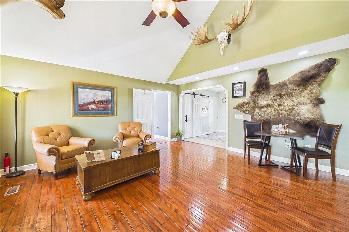 894 Crosby Lane Spring City, TN 37381 - Photo 7 of 58