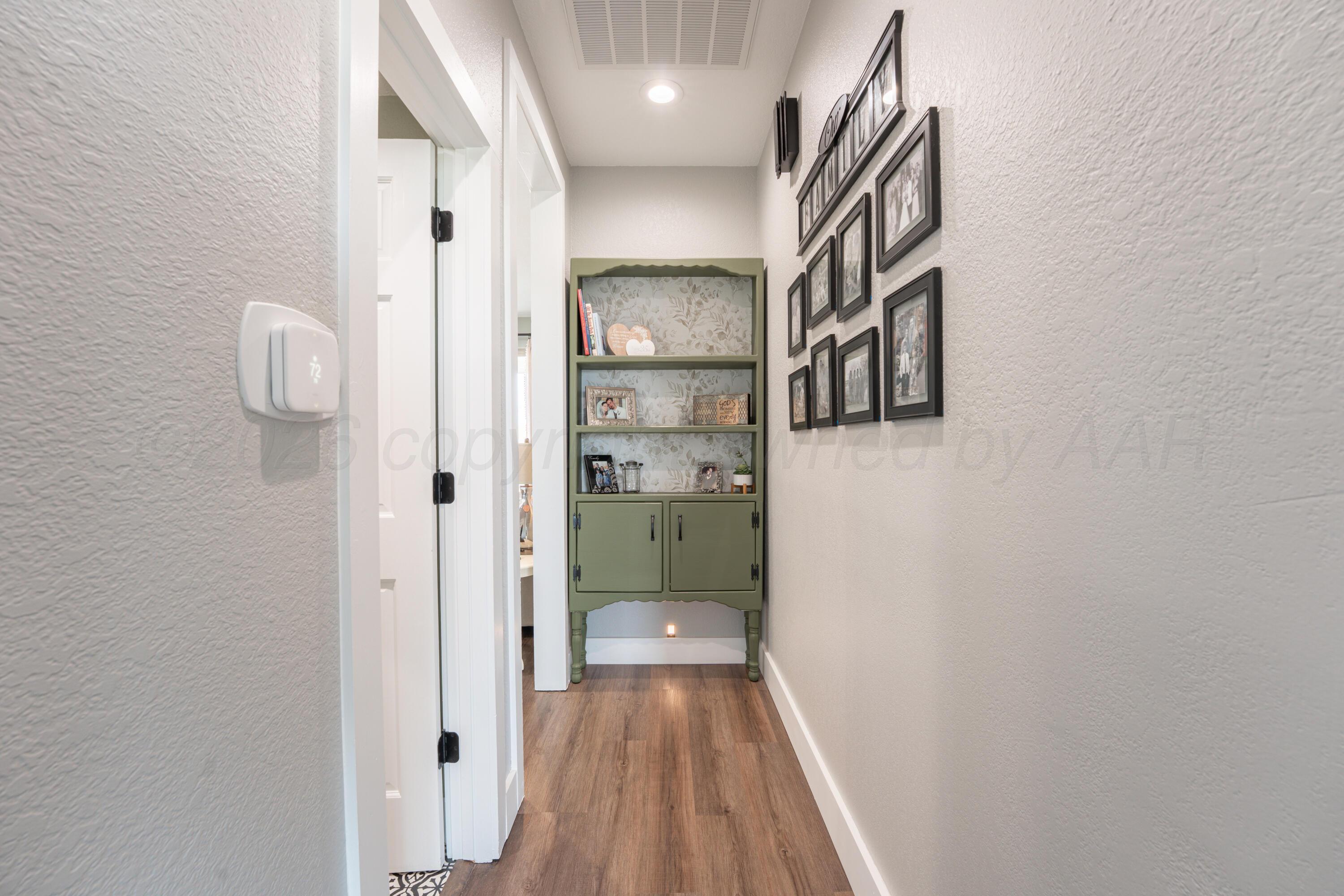 1251 South Girl Scout Road Amarillo, TX 79124 - Photo 28 of 86 28 HALLWAY