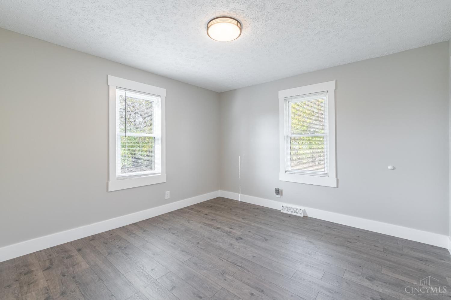 1956 Ryan Road Springboro, OH 45066 - Photo 12 of 31 Gallery Image 12