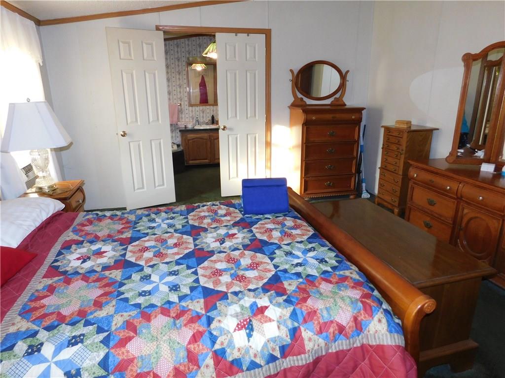 305 Wesley Chapel Road Scottdale, PA 15683 - Photo 4 of 25