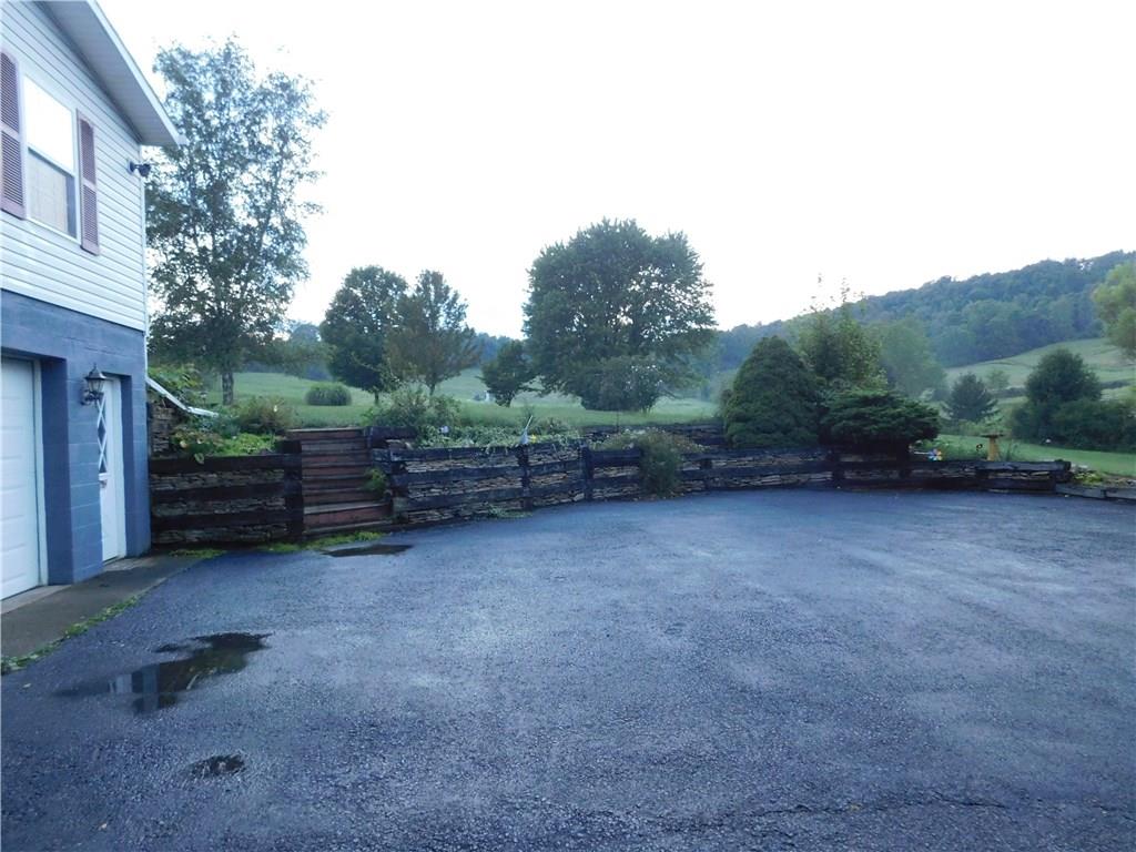 305 Wesley Chapel Road Scottdale, PA 15683 - Photo 6 of 25