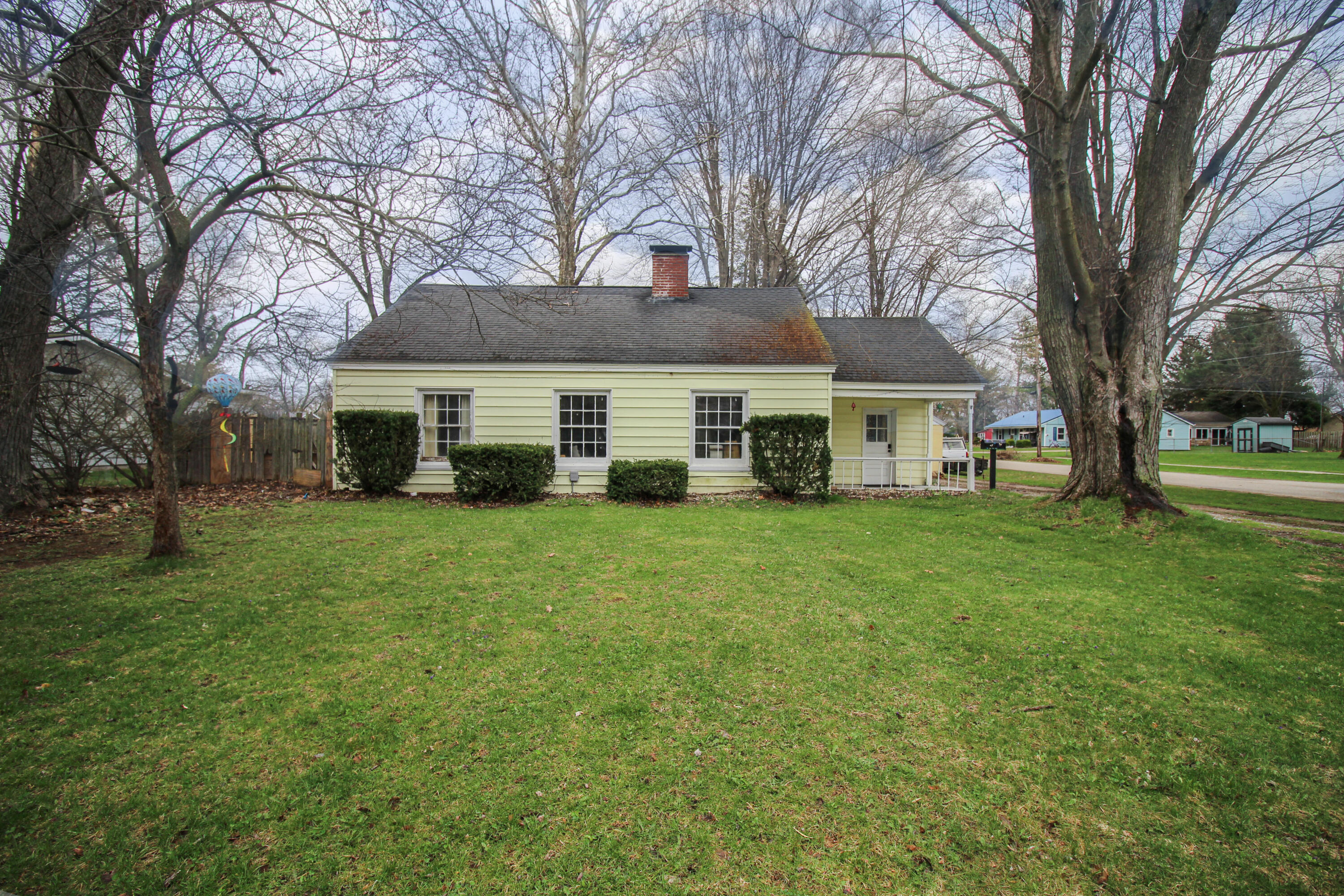 755 White Pigeon Road Constantine, MI 49042 - Photo 1 of 25 Constantine-26